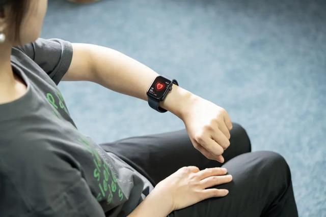 tch SE 3性价比真的高戴了一段时间Apple Wa(图5)